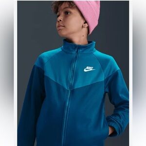 NWOT Nike Two-Tone Teal and Dark Blue Performance Jacket w/ pockets, Size Large